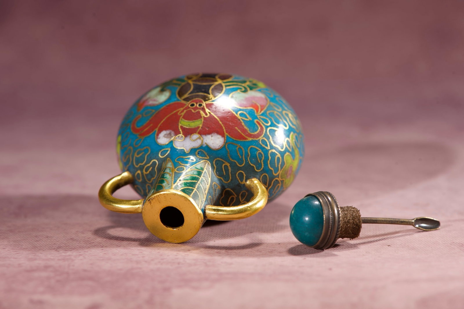A Exquisite Cloisonne Bat Pattern Snuff Bottle - 8