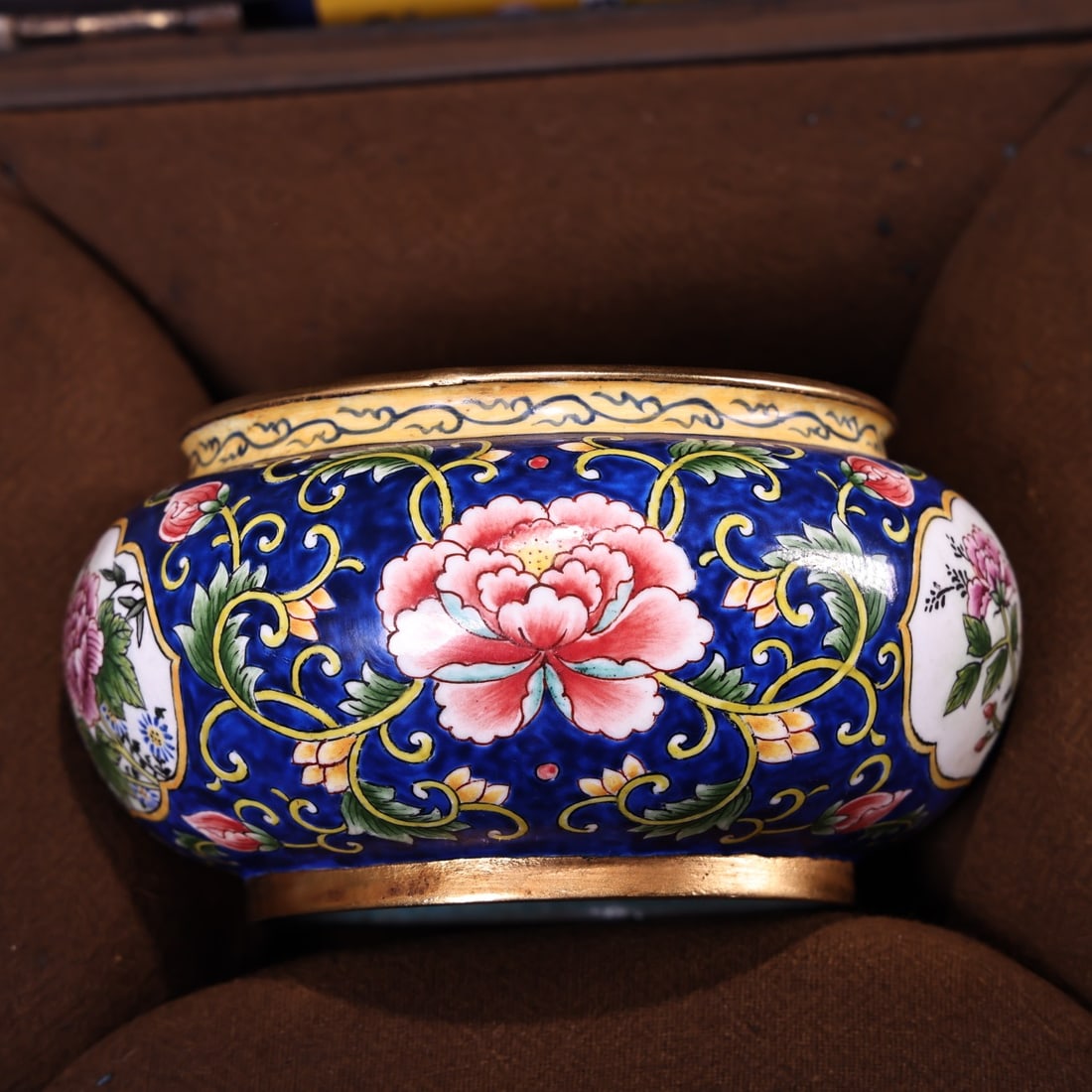 A Exquisite Bronze Enamel Flower Pattern Brush Washer - 4