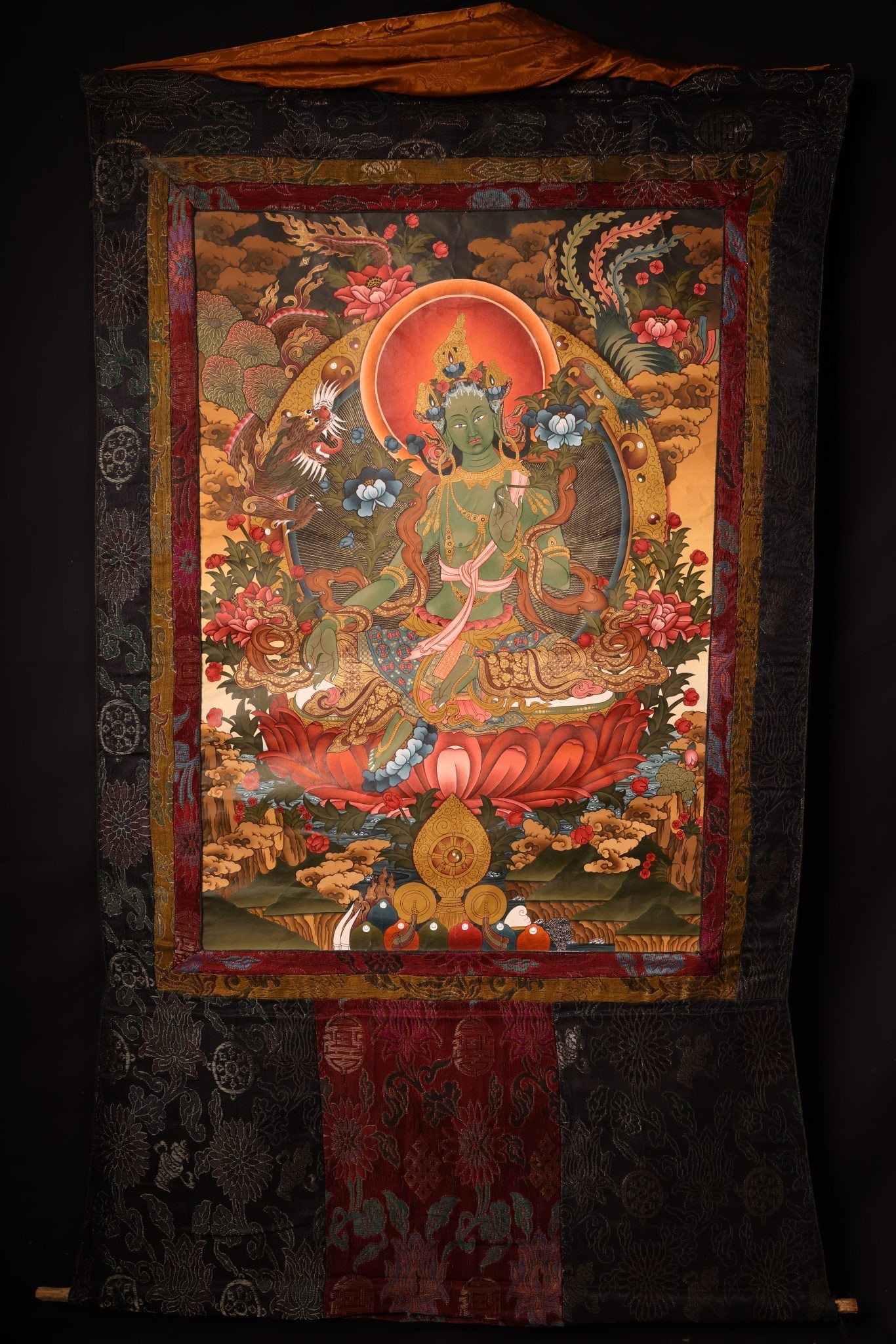 A Exquisite Green Tara Thangka: A Exquisite Green Tara Thangka,Qing Dynasty, China,Size:59.1inx35.4in(Whole),24.4inx34.3in(Core) 绿度母唐卡,中国清代