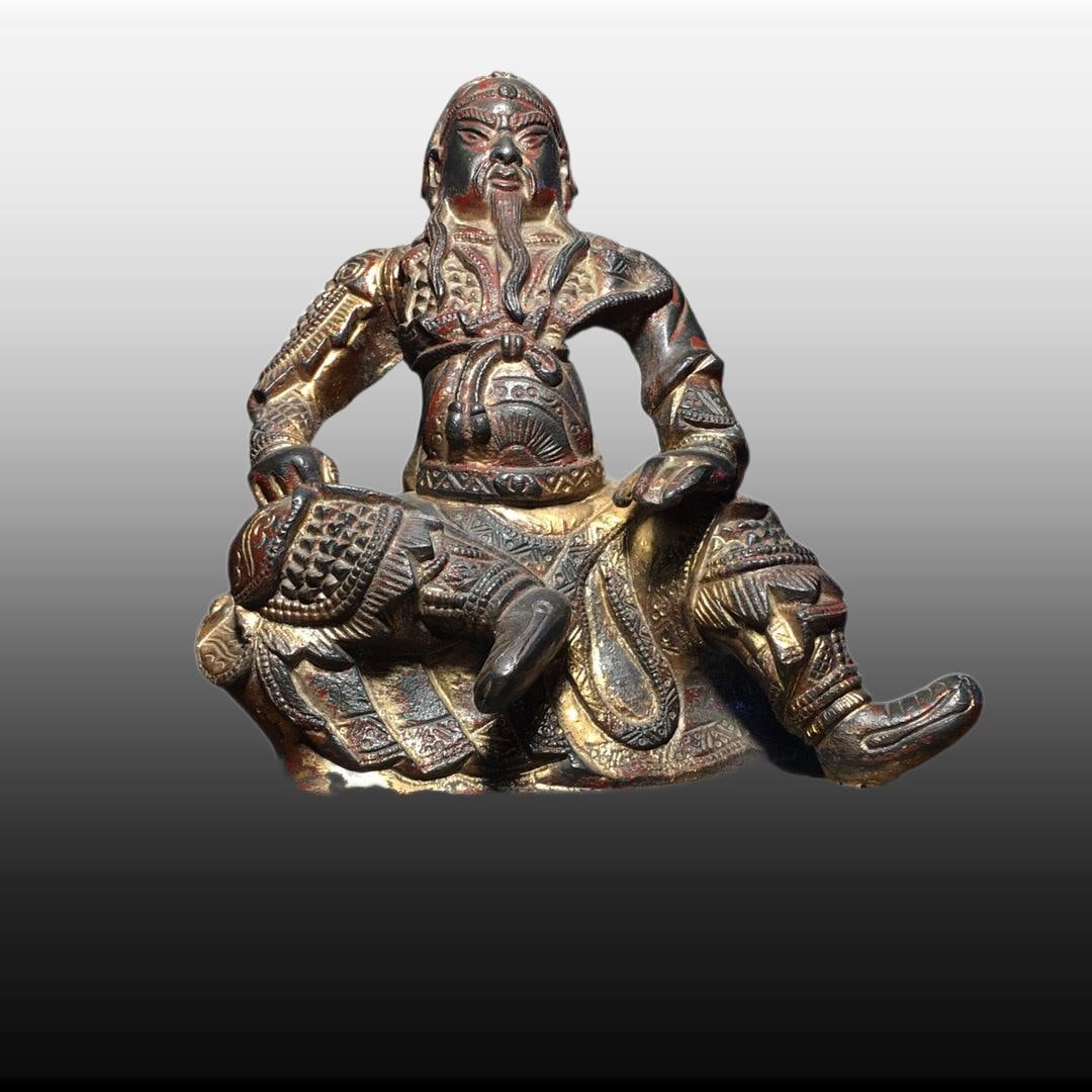A Exquisite Bronze Figures Ornament: A Exquisite Bronze Figures Ornament,Ming Dynasty, China,Size:5.9inx5.1in,Weight:1840g 铜造人物摆件,中国明代