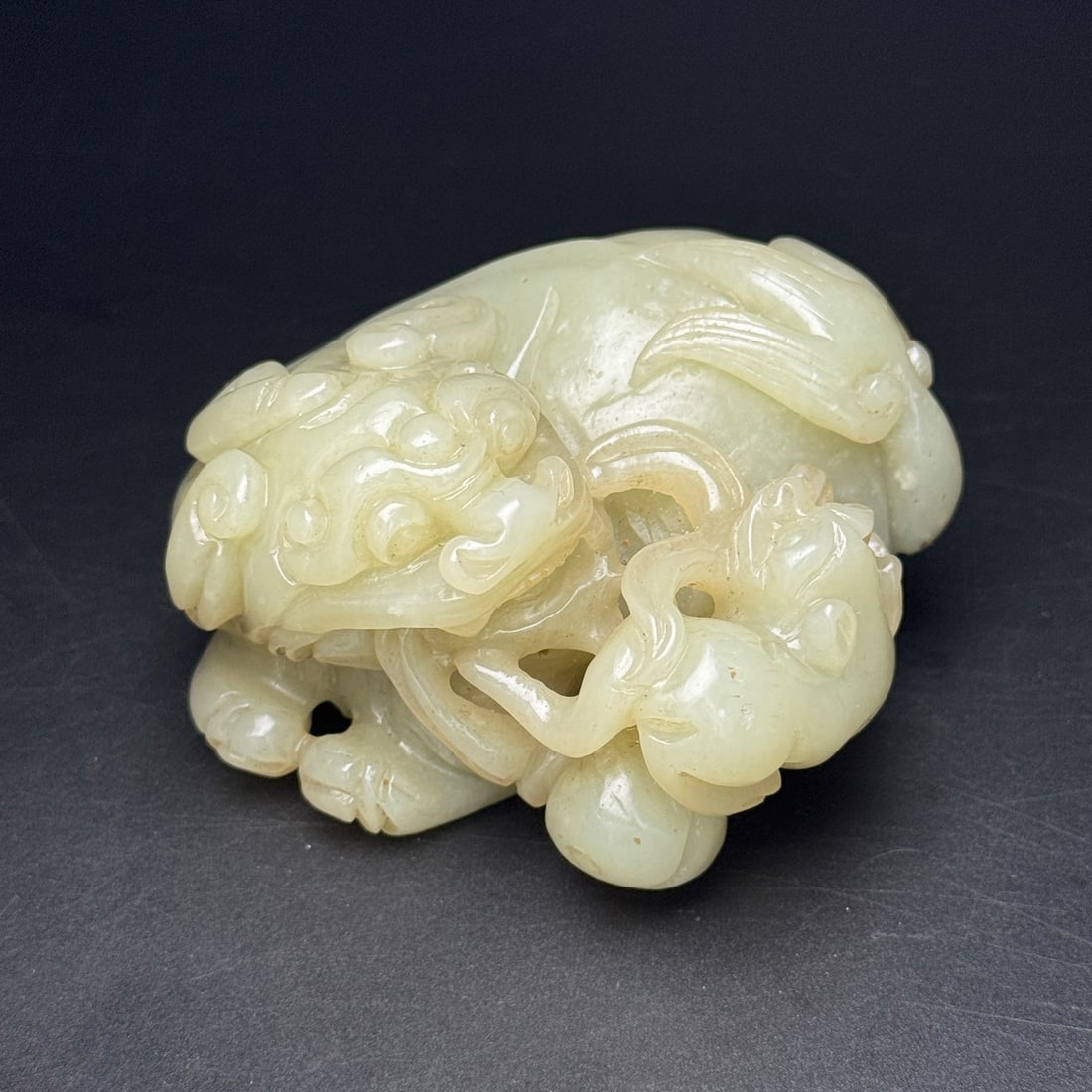 A Exquisite Hotan Jade Lion Ornament (1 of 7)