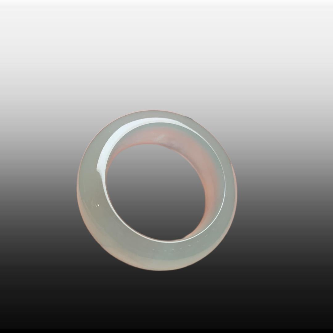 A Exquisite Jadeite Ring - 2