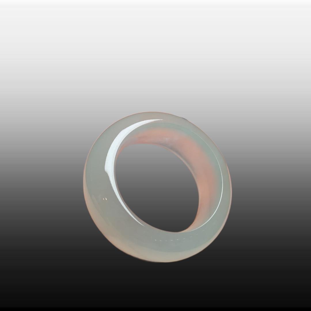 A Exquisite Jadeite Ring - 4