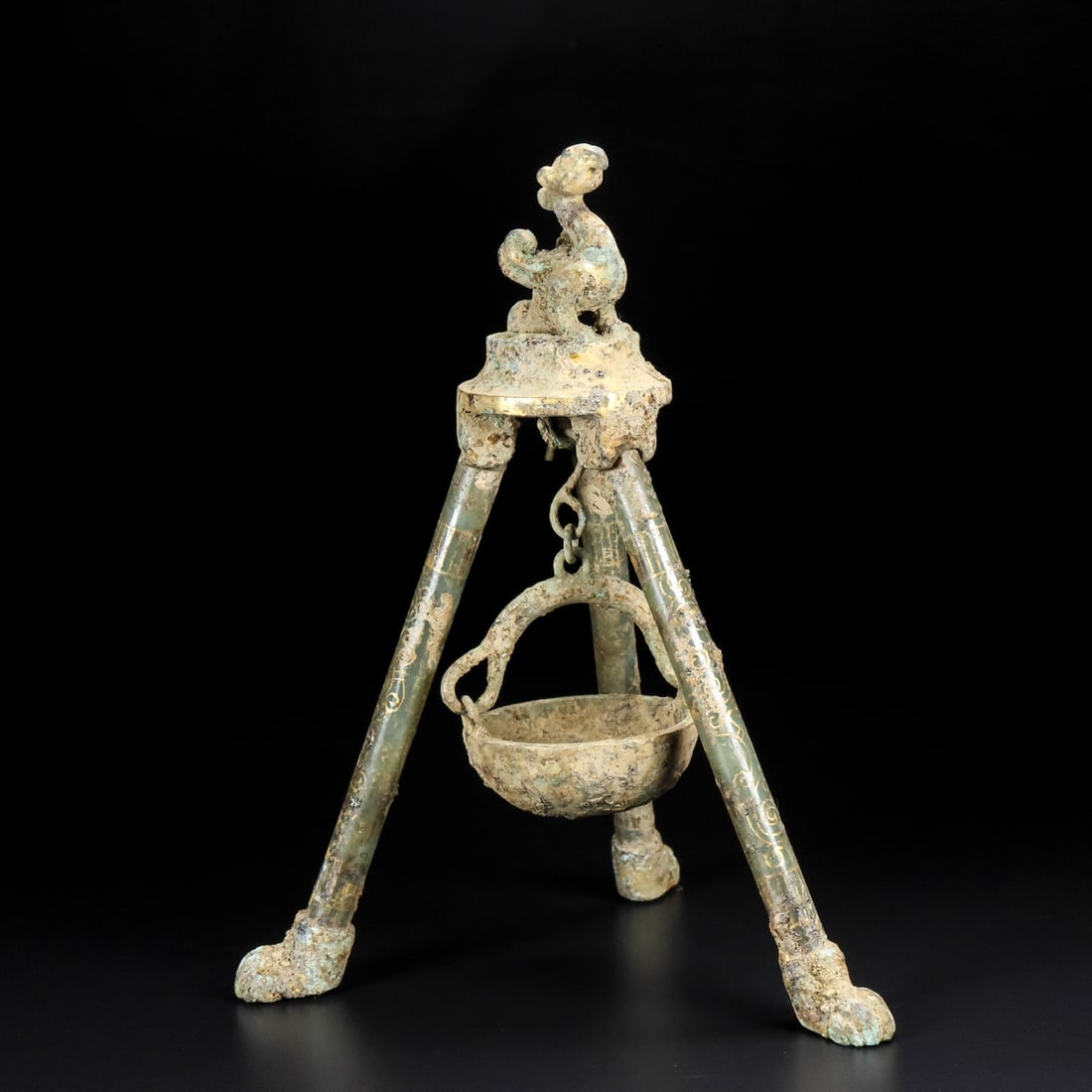 A Exquisite Hotan Jade Hanging Censer: A Exquisite Hotan Jade Hanging Censer,Han Dynasty, China,Size:6.7inx6.7inx8.7in,Weight:299g 和田玉吊炉,中国汉代