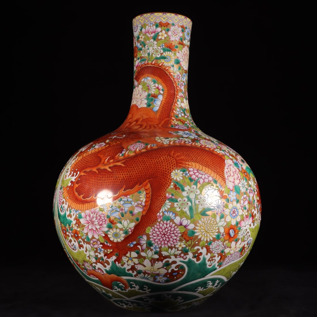 A Exquisite Enamel Iron-Red Dragon Pattern Vase - 5