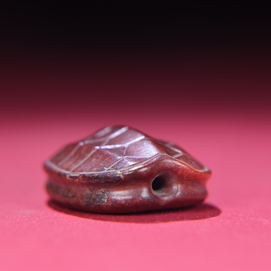 A Exquisite Hotan Jade Tortoise Shell Handheld Carving - 3