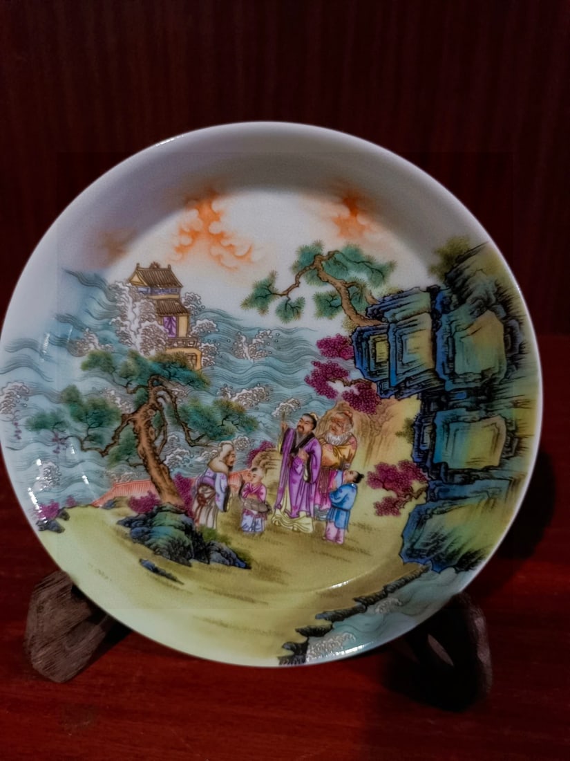 A Exquisite Famille-Rose Figures Pattern Plate - 6