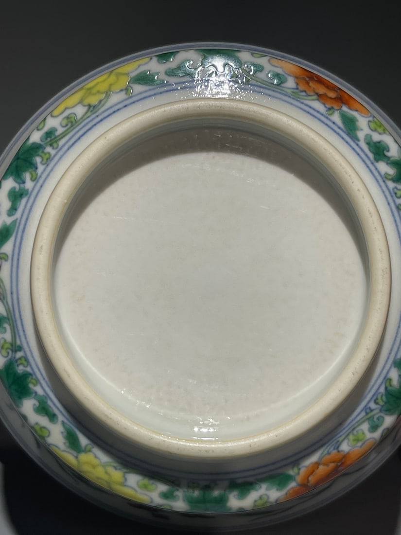 A Exquisite Doucai Flower Pattern Bowl - 8