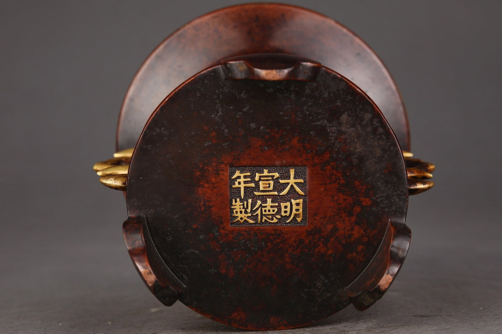 A Exquisite Gilt Bronze string pattern Censer - 9