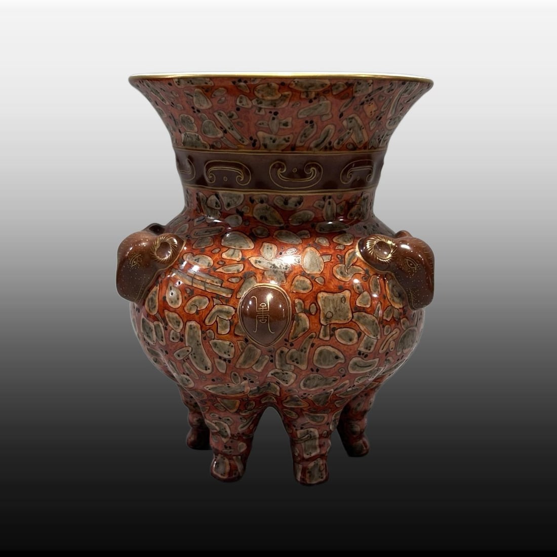A Exquisite Stone Pattern Sheep Head Censer: A Exquisite Stone Pattern Sheep Head Censer,Qing Dynasty, China,Qianlong Six-character Mark,Size:6.3inx4.7in