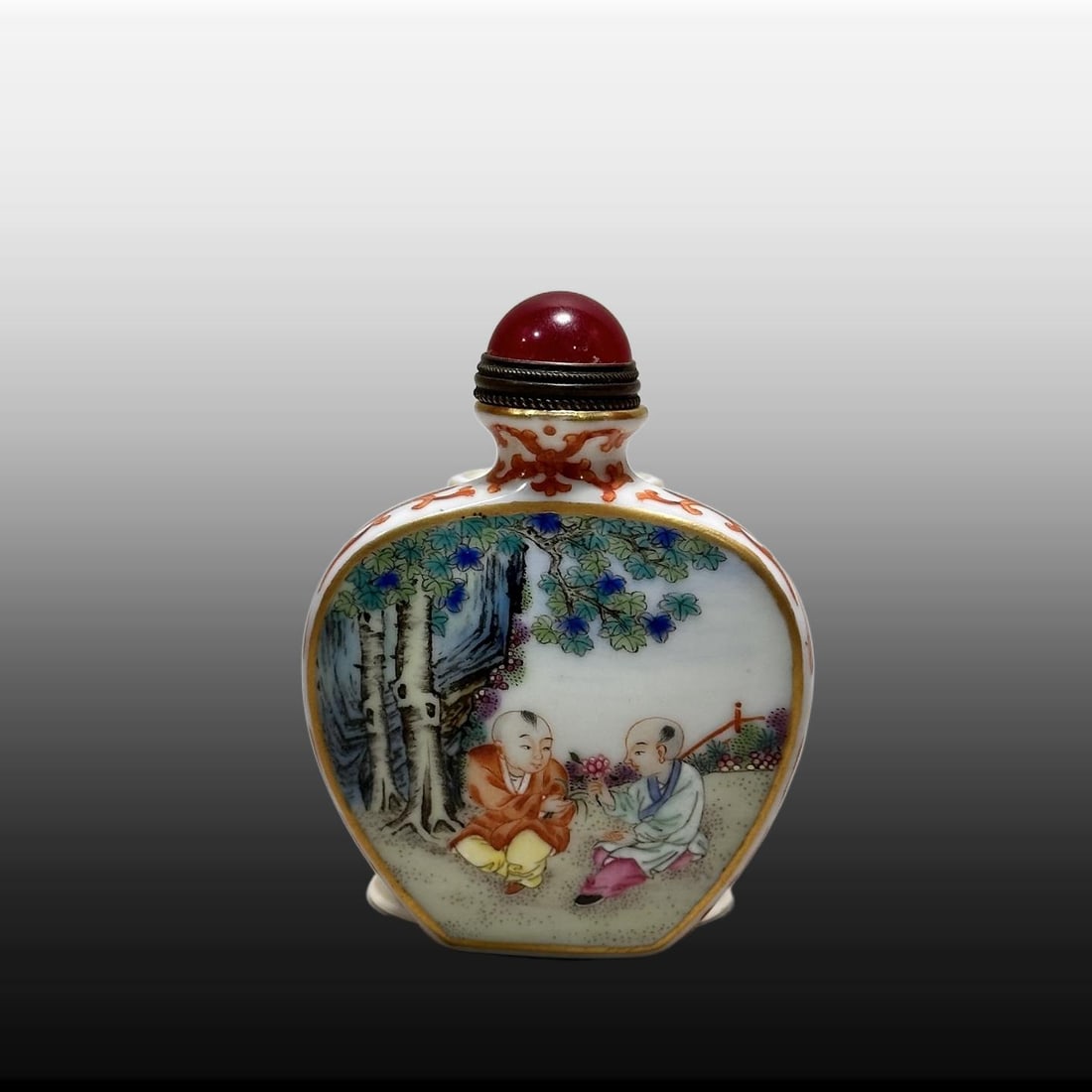 A Exquisite Famille-Rose Figures Pattern Snuff Bottle - 3