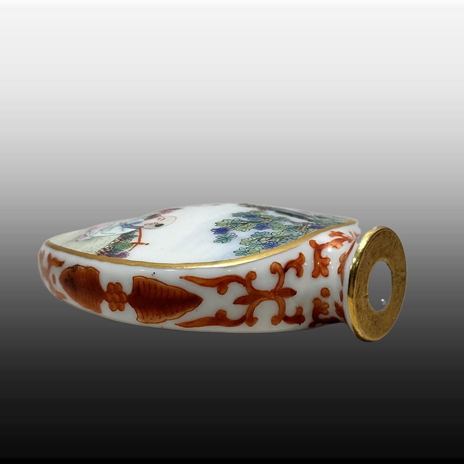A Exquisite Famille-Rose Figures Pattern Snuff Bottle - 4