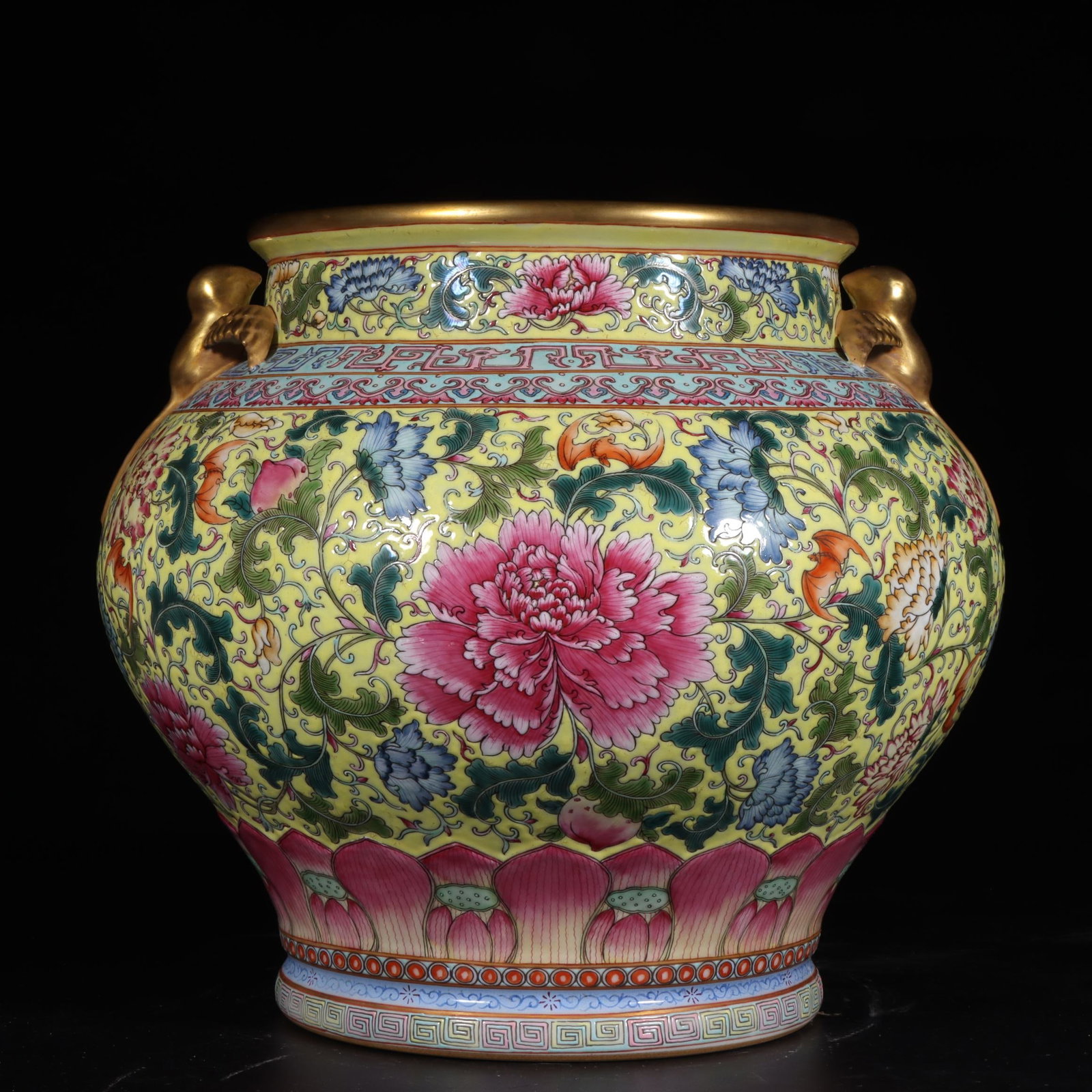 A Exquisite Yellow Ground Famille-Rose Painted Gold Lotus Pattern Swallow Vat: A Exquisite Yellow Ground Famille-Rose Painted Gold Lotus Pattern Swallow Vat,Qing Dynasty, China,Qianlong Six-character Mark,Size:11.1inx8.4inx7.5in