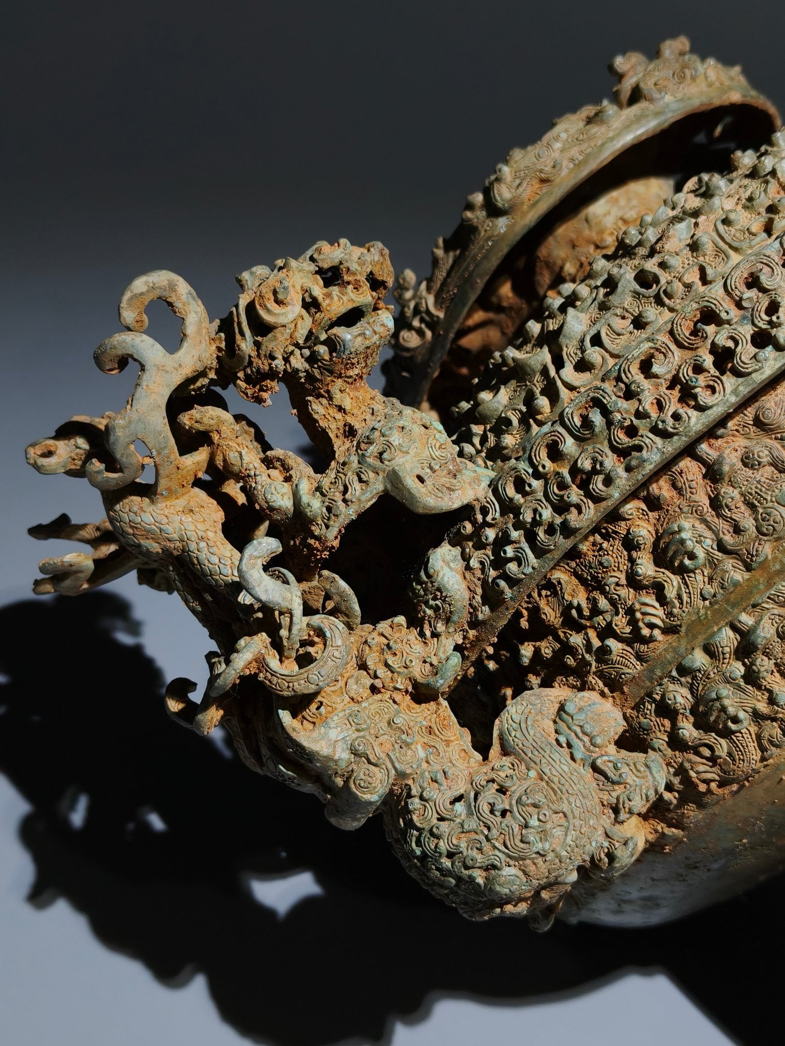 A Exquisite Bronze Dragon Pattern Jar - 6