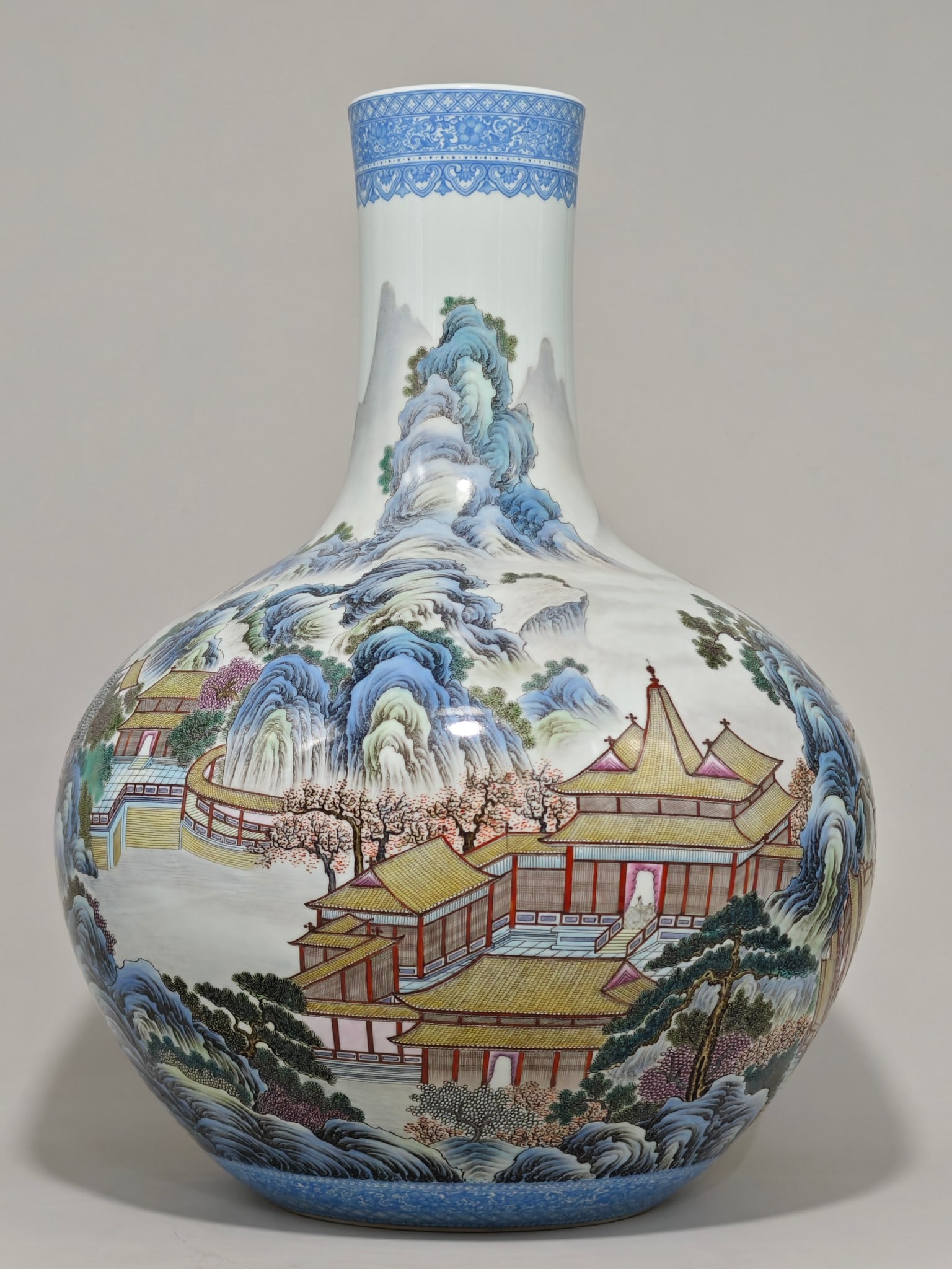 A Exquisite Famille-Rose Landscape Pattern Vase (1 of 9)