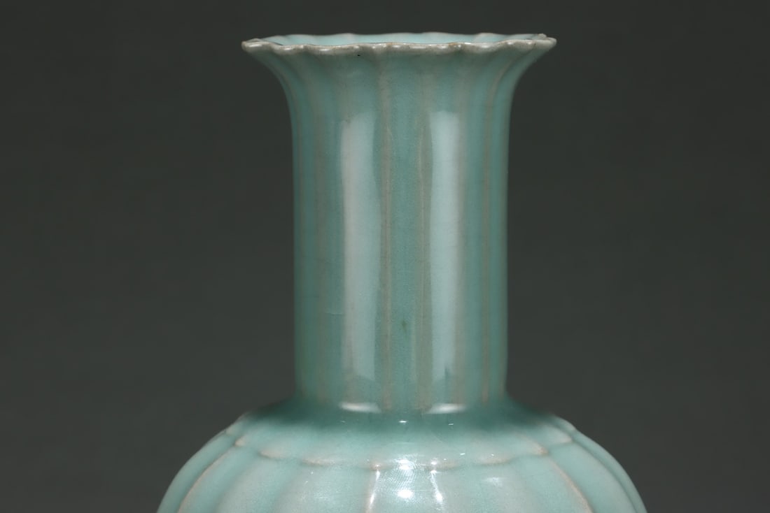 A Exquisite Ru yao Melon-Ribbed Vase - 5