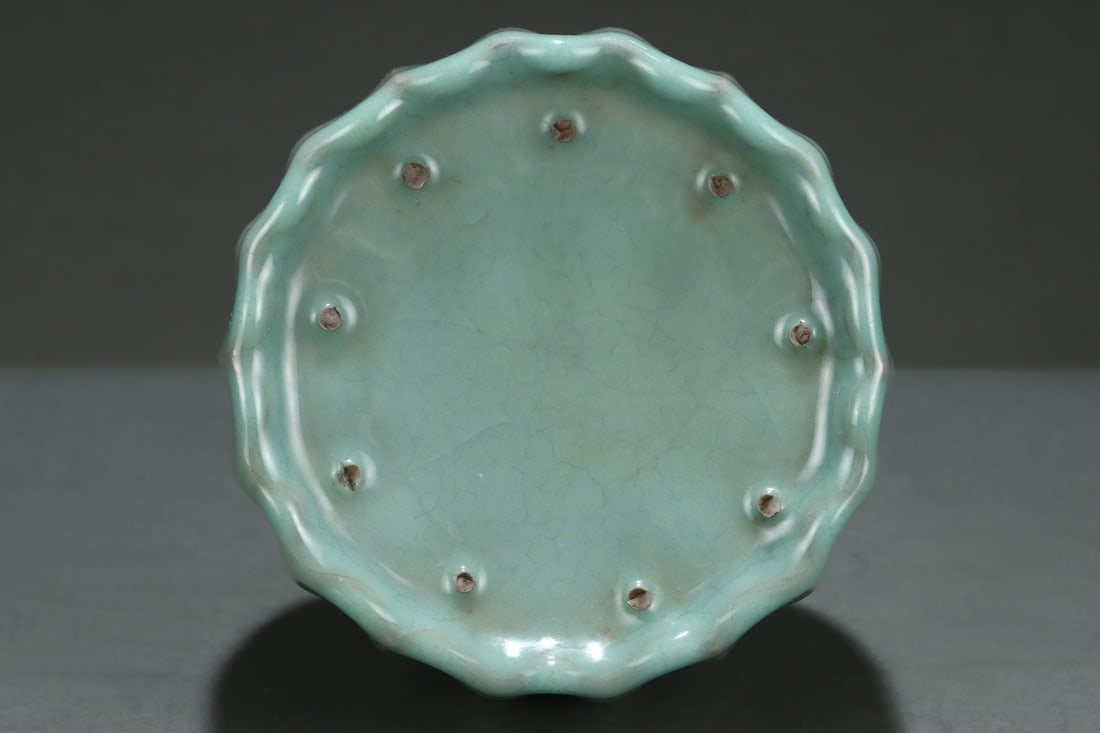 A Exquisite Ru yao Melon-Ribbed Vase - 9