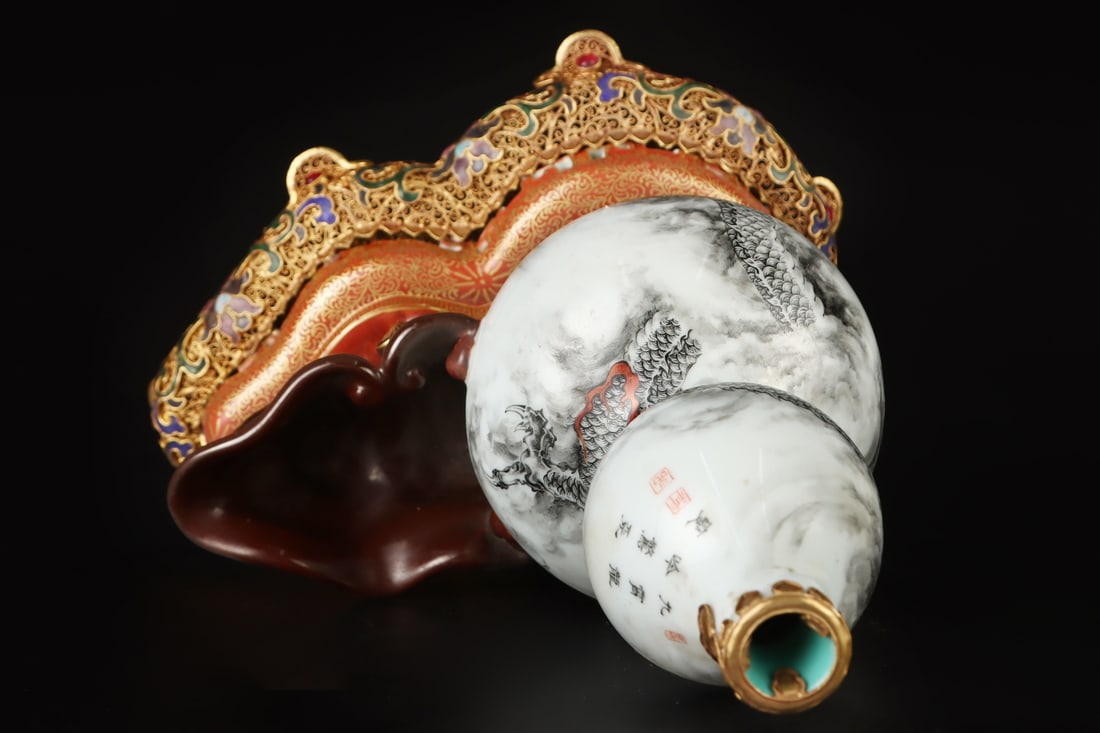 A Exquisite Ink Color Dragon Pattern Gourd Vase - 7
