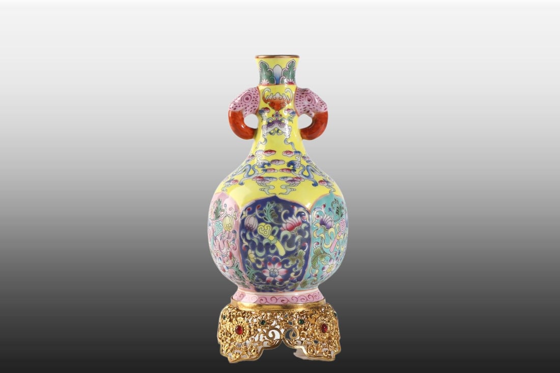 A Exquisite Enamel Elephant-Ears Flower Pattern Vase - 8