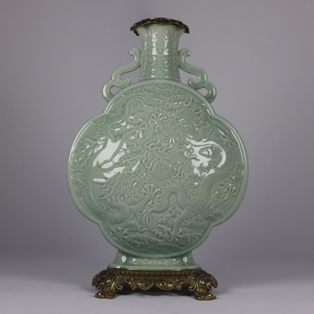 A Huge Celadon Glazed Inlaid Bronze Seawater,Auspicious Cloud and Dragon Pattern Double-Ears Vase: A Huge Celadon Glazed Inlaid Bronze Seawater,Auspicious Cloud and Dragon Pattern Double-Ears Vase,Qing Dynasty,China,Qianlong Six-character