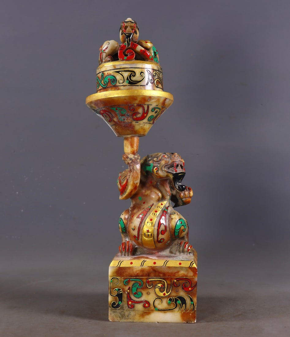 A Set of Fine White Jade Gilding Painted Color Dragon Pattern Seals: A Set of Fine White Jade Gilding Painted Color Dragon Pattern Seals,Qing Dynasty,China,Size:(Total)12in,9.1inx3.5inx3.3in,(Dragon)3.1inx2.8in,Weight:2907g一套白玉鎏ດ