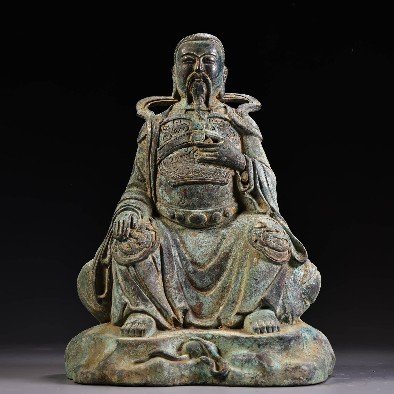 A Solemn Bronze Buddha Statue: A Solemn Bronze Buddha Statue,Qing Dynasty, China,Size:9.1inx6.7in,Weight:1300g铜佛像,中国清代,Size:23cmx17cm,Weight:1300g