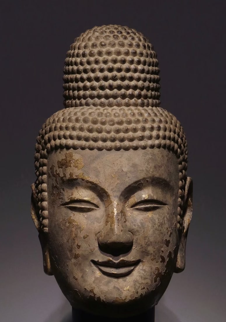 An Exquisite Limestone Buddha head - 4