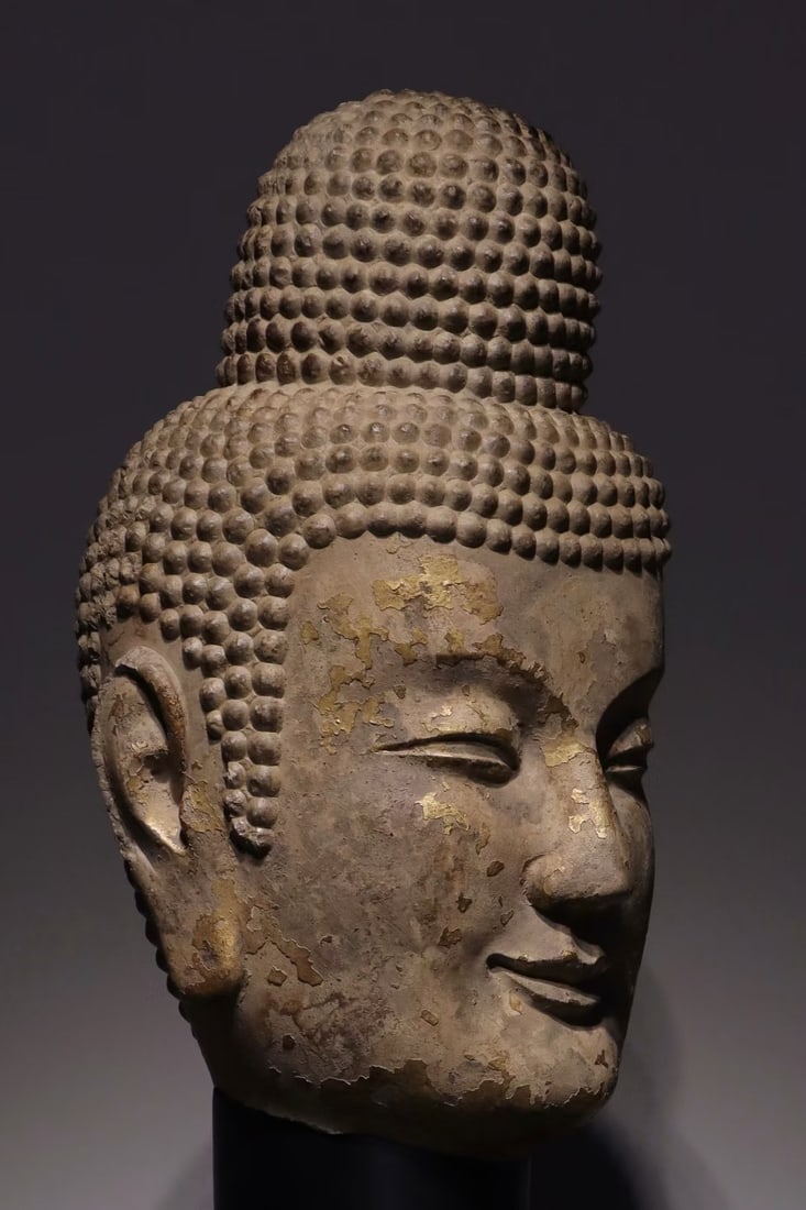 An Exquisite Limestone Buddha head - 5