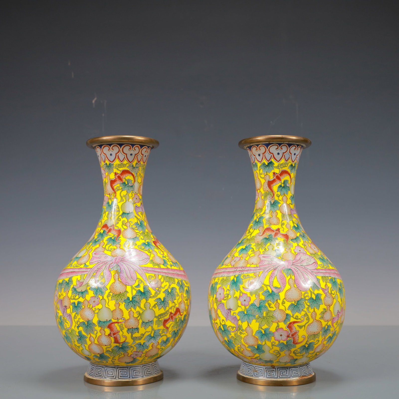 A Exquisite A pair of Coppery Enamel Flower and Fruit Pattern Bats Pattern Vase: A Exquisite A pair of Coppery Enamel Flower and Fruit Pattern Bats Pattern Vase Qing Dynasty, China Qianlong Four-character Mark Size:5.5inx10.2in Weight:1850g一对铜珐琅&