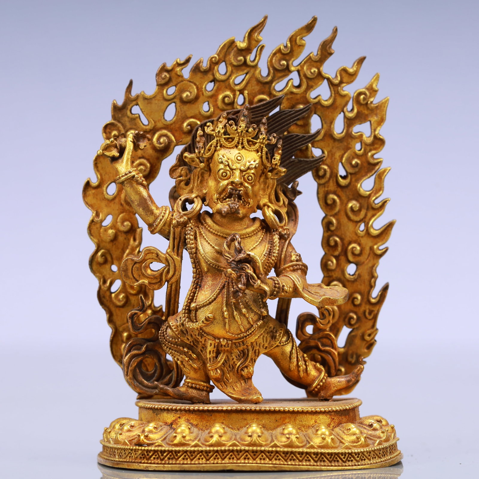 An Exquisite Gilt Bronze Statue of Mammon: An Exquisite Gilt Bronze Statue of Mammon Ming Dynasty, China Size:2.8inx1.4inx3.9in Weight:180g铜鎏金财神佛像 中国明代 Size:7cmx3.5cm