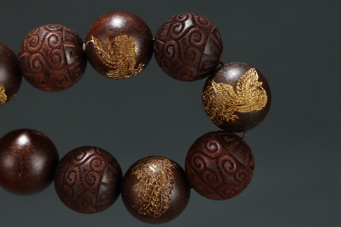 An Exquisite Eaglewood Phoenix Pattern Dragon Pendant - 8