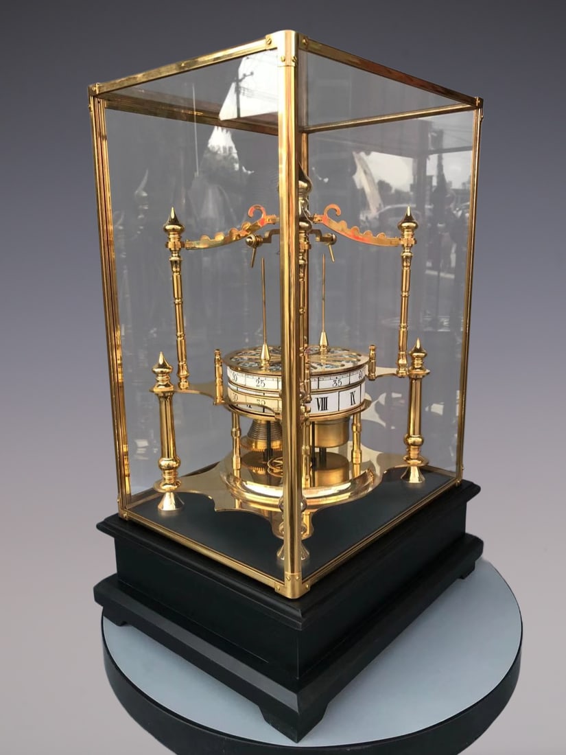 An Exquisite Gilt Bronze Lotus Pattern Clock - 4