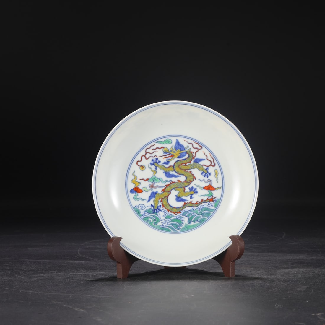 An Exquisite Doucai Seawater Pattern Dragon Pattern Lotus Pattern Plate - 3