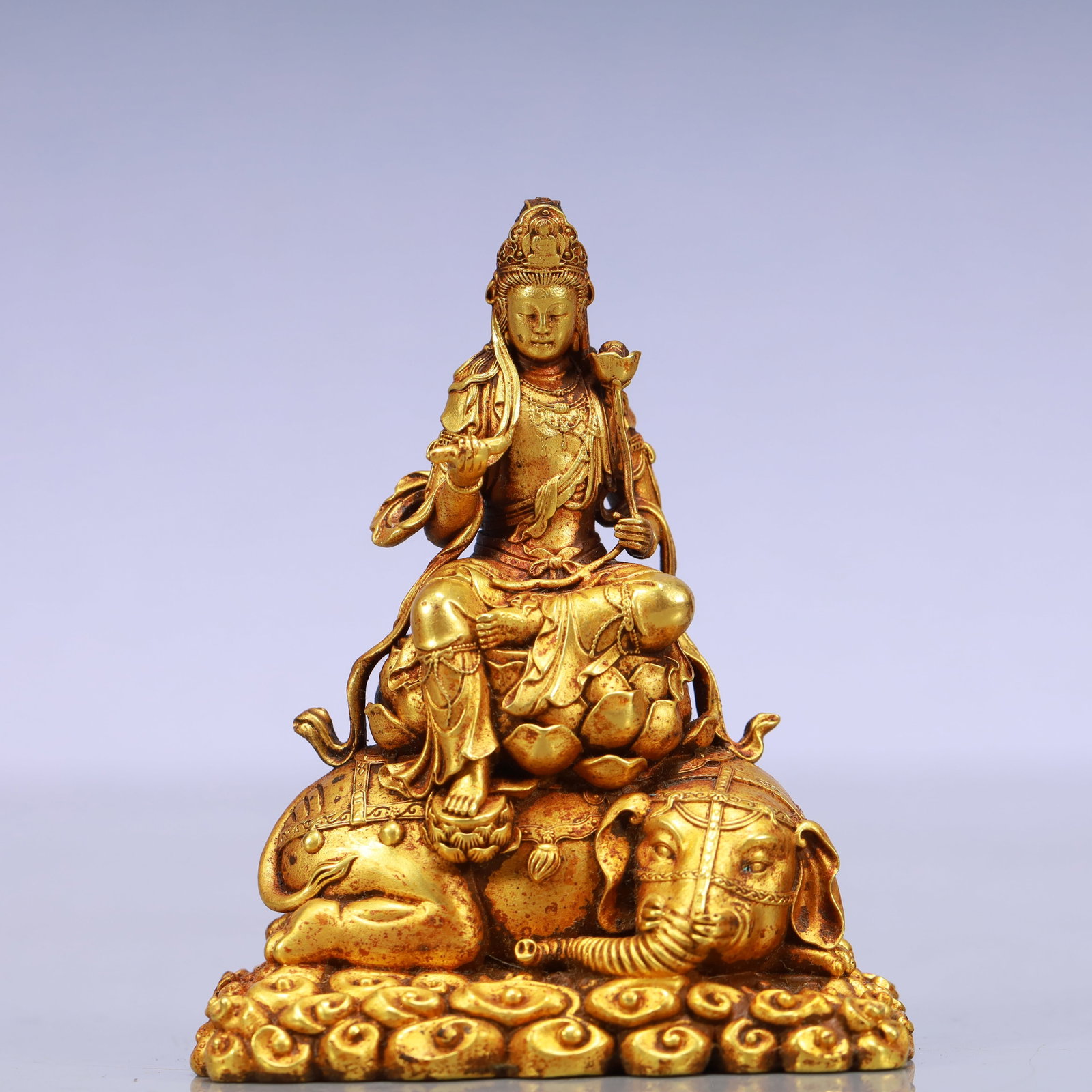An Exquisite Gilt Bronze Statue of Samantabhadra: An Exquisite Gilt Bronze Statue of Samantabhadra Ming Dynasty, China Yongle Four-character Mark Size:3inx1.6inx3.5in