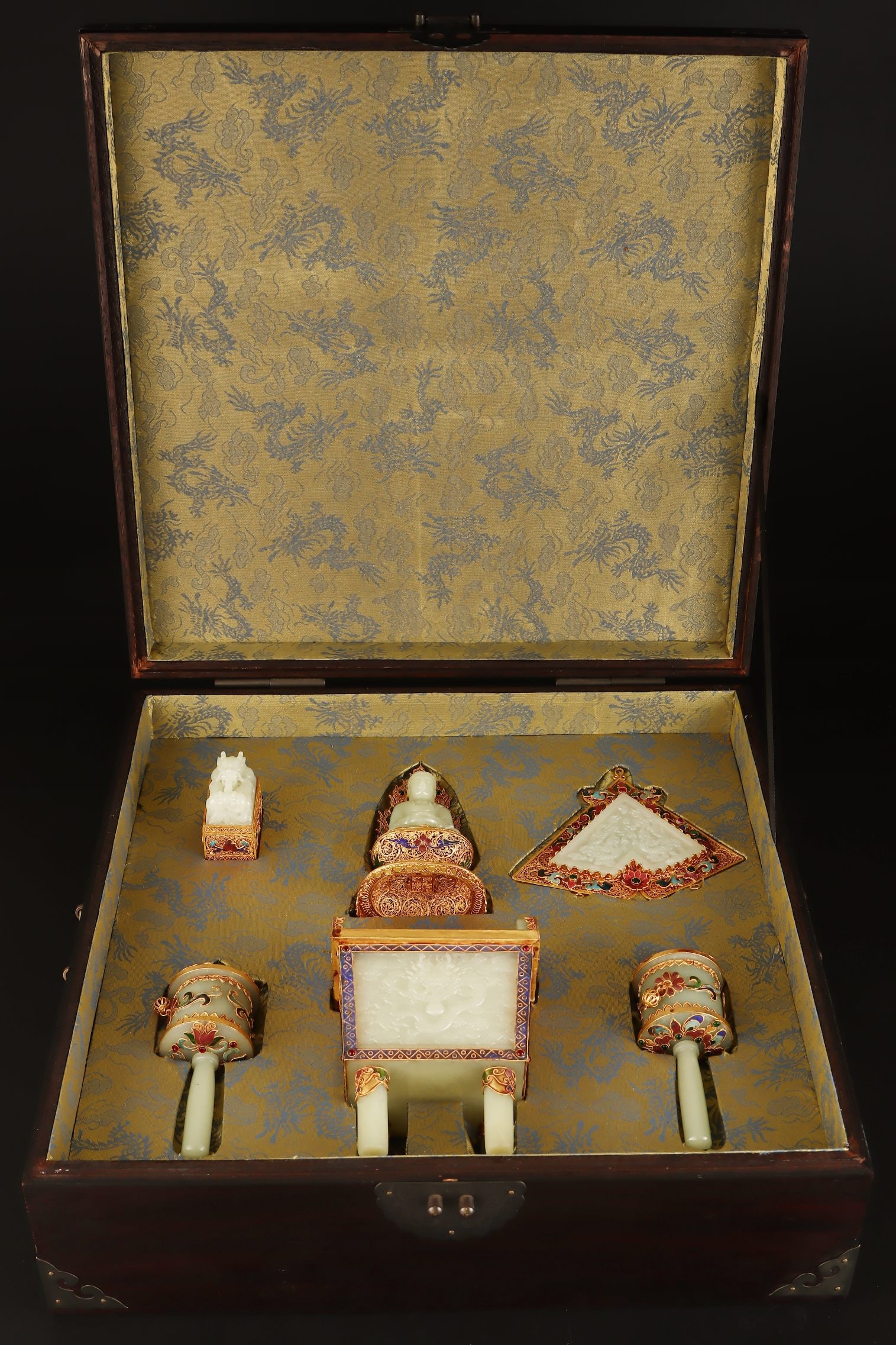 A Set of Fine Filigree and Gilding Inlaid White Jade Ornaments,With Poem: A Set of Fine Filigree and Gilding Inlaid White Jade Ornaments,With Poem,Qing Dynasty,China,Qianlong Four-character Mark,Size:(Box)13.8inx13.8inx6.7in,(Seal)1.4inx2inx2.6in,(Buddha Statue)6.3inx3.3in,