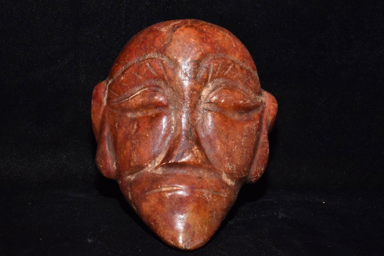 An Exquisite White Jade Figure-head Ornament (1 of 5)