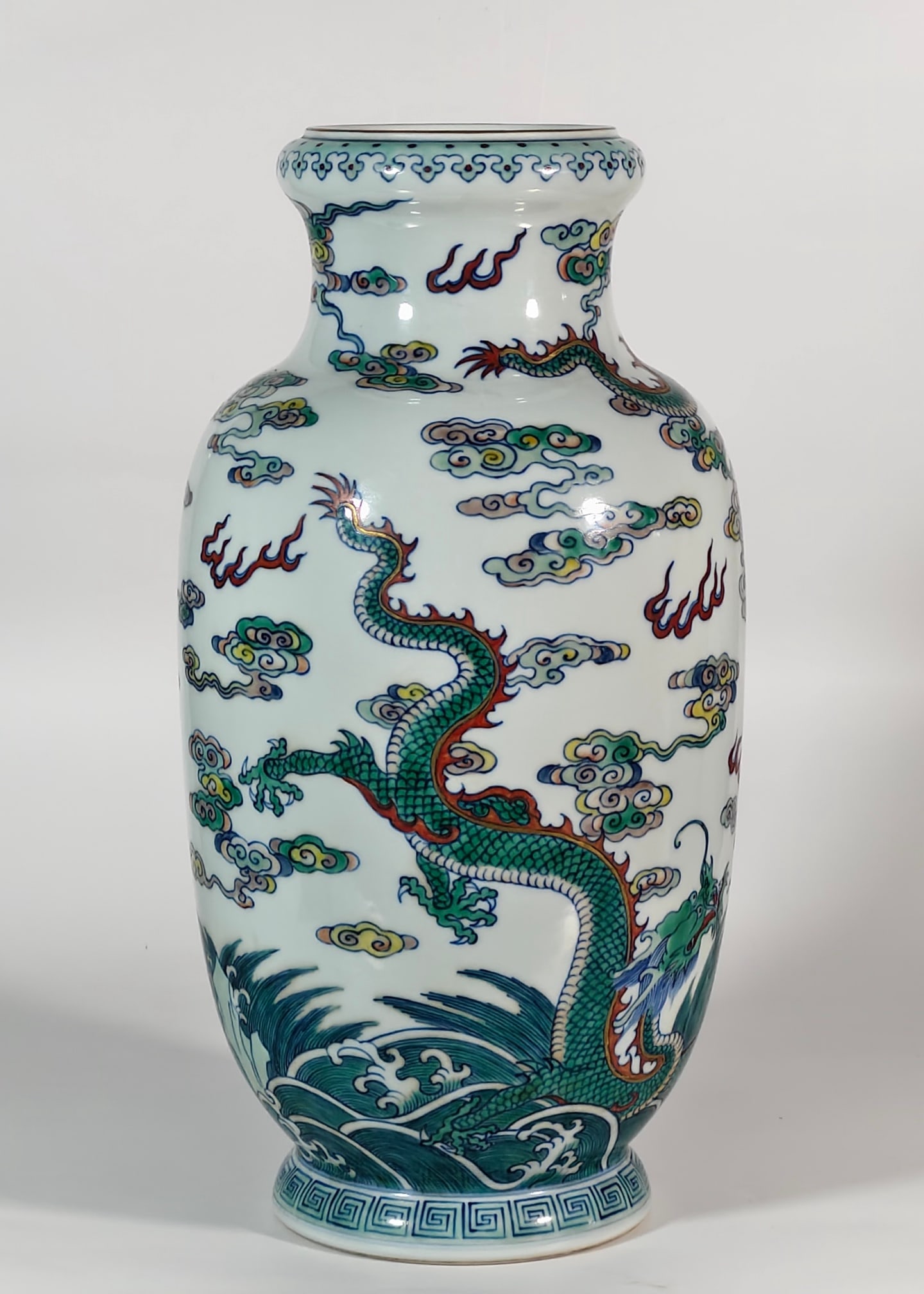A Huge Doucai Seawater,Auspicious Cloud and Dragon Pattern Vase - 3