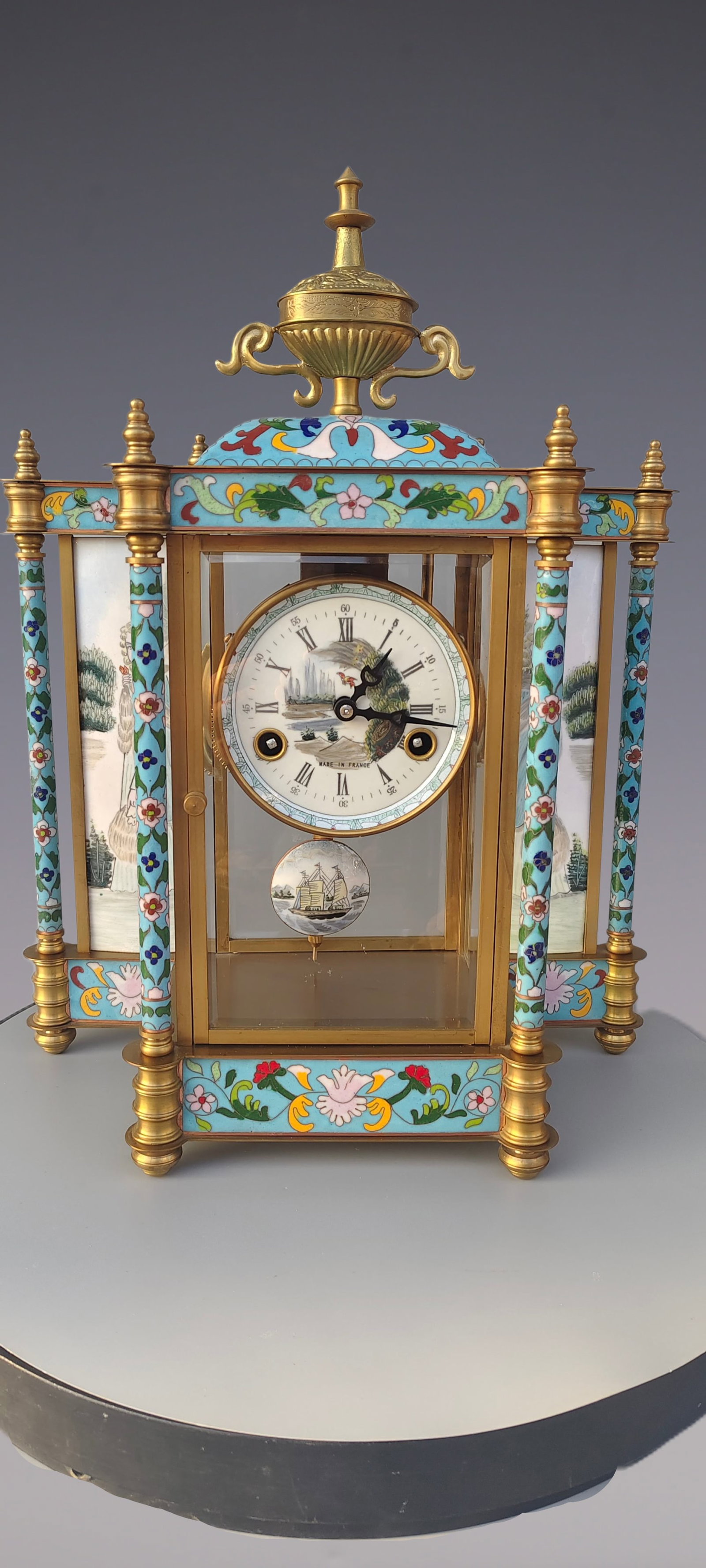 An Exquisite Gilt Bronze Lotus Pattern Landscape Pattern Clock (1 of 8)