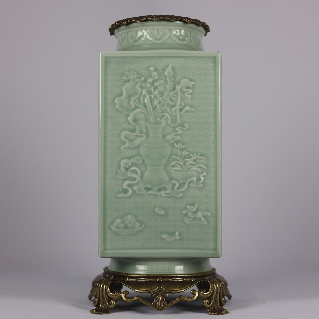 A Rare Celadon Glazed Inlaid Bronze Bogu Pattern Vase (1 of 8)