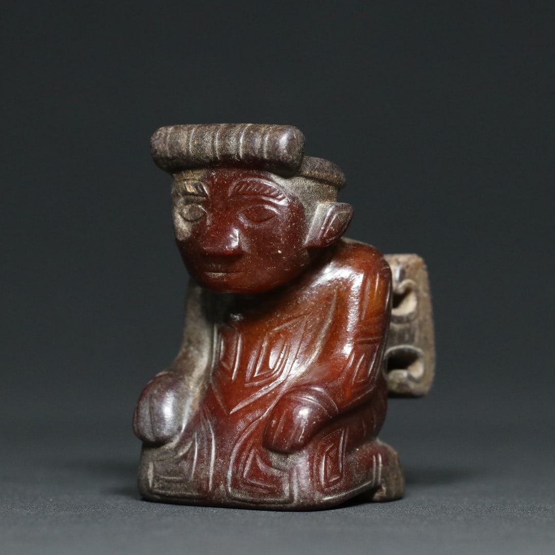 An Exquisite White Jade Figure Ornament: An Exquisite White Jade Figure Ornament,W.Zhou,China,Size:2.7inx2inx1.6in,Weight:162g白玉人物摆件,中国西周时期,Size:6.8cmx5cmx4.