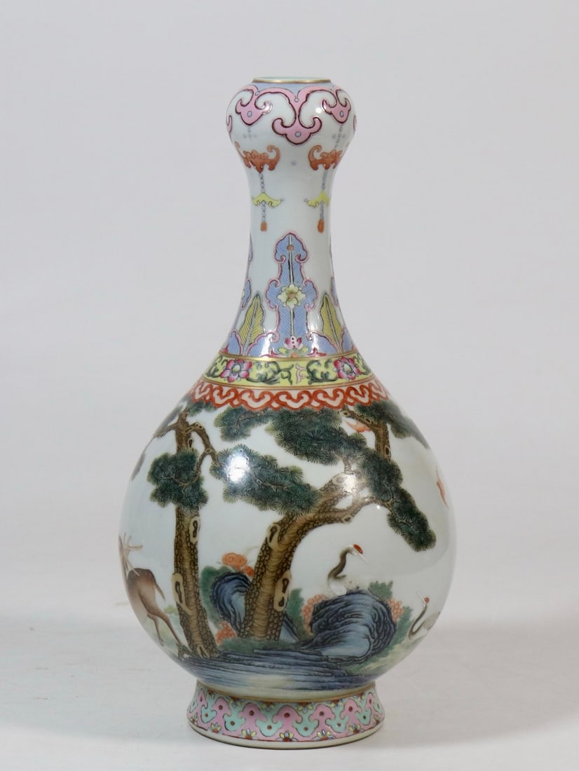 An Exquisite Famille-Rose Painted Gold Pine,Deer and Crane Pattern Vase: An Exquisite Famille-Rose Painted Gold Pine,Deer and Crane Pattern Vase,Qing Dynasty,China,Qianlong Six-character Mark,Size:10.9in粉彩描金松鹿鹤纹ல