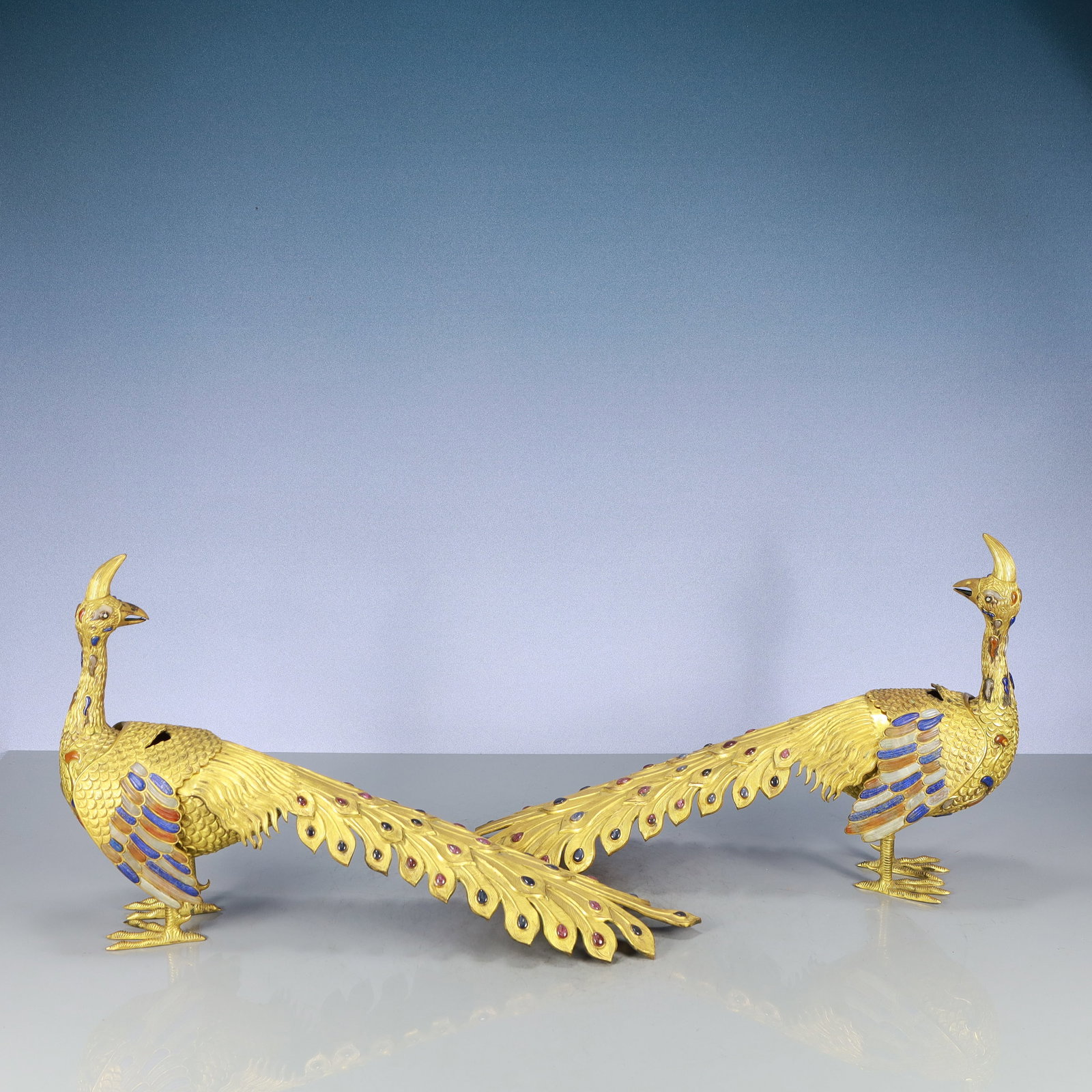 A Exquisite A pair of Cloisonne Peacock Ornament: A Exquisite A pair of Cloisonne Peacock Ornament Qing Dynasty, China Size::22.4inx4.7inx12.4in Weight:3900g一对景泰蓝孔雀摆件 中国
