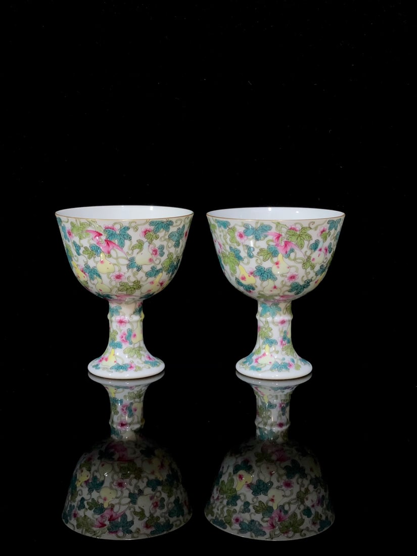 A Pair of Exquisite Famille-Rose Bats and Gourd Pattern Stem Cups: A Pair of Exquisite Famille-Rose Bats and Gourd Pattern Stem Cups,Qing Dynasty,China,Yongzheng Six-character Mark,Size:3inx2.5inx1.5in一对粉彩蝙蝠葫芦&#