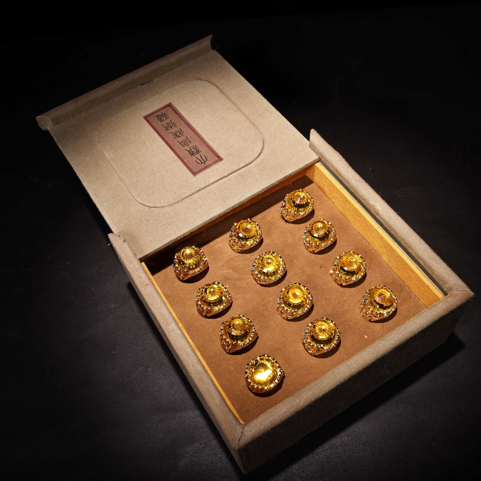 A Set of Fine Sterling Silver-Gold Plated Inlaid Yellow sapphire Rings: A Set of Fine Sterling Silver-Gold Plated Inlaid Yellow sapphire Rings,Qing Dynasty, China,Qianlong Four-character Mark,Size:0.8in,Total