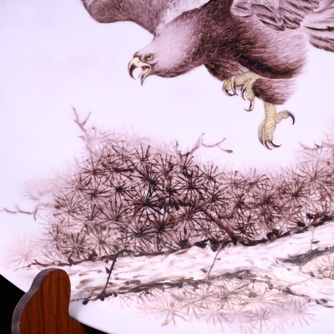 A Exquisite Ink Color Eagle Pattern Plate - 6