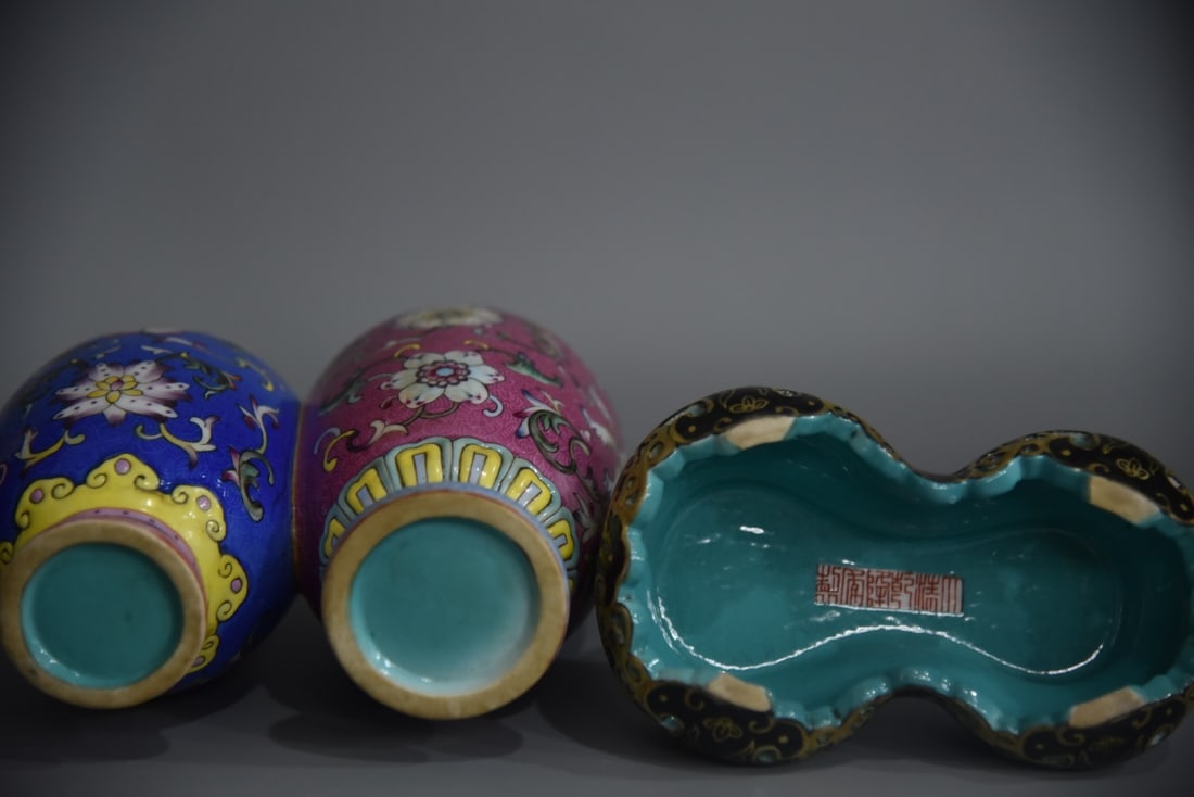 A Exquisite Enamel Flower Pattern Vase - 7