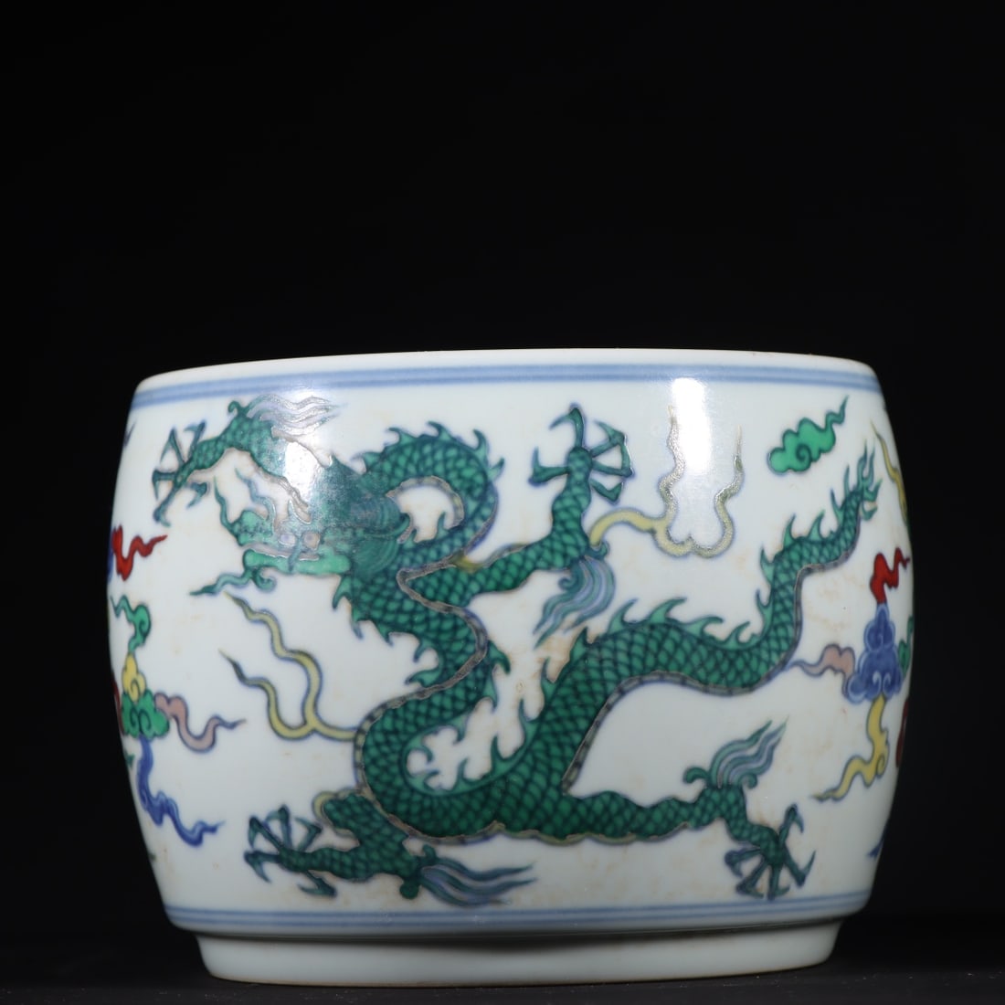 A Exquisite Doucai Dragon Pattern Jar - 2