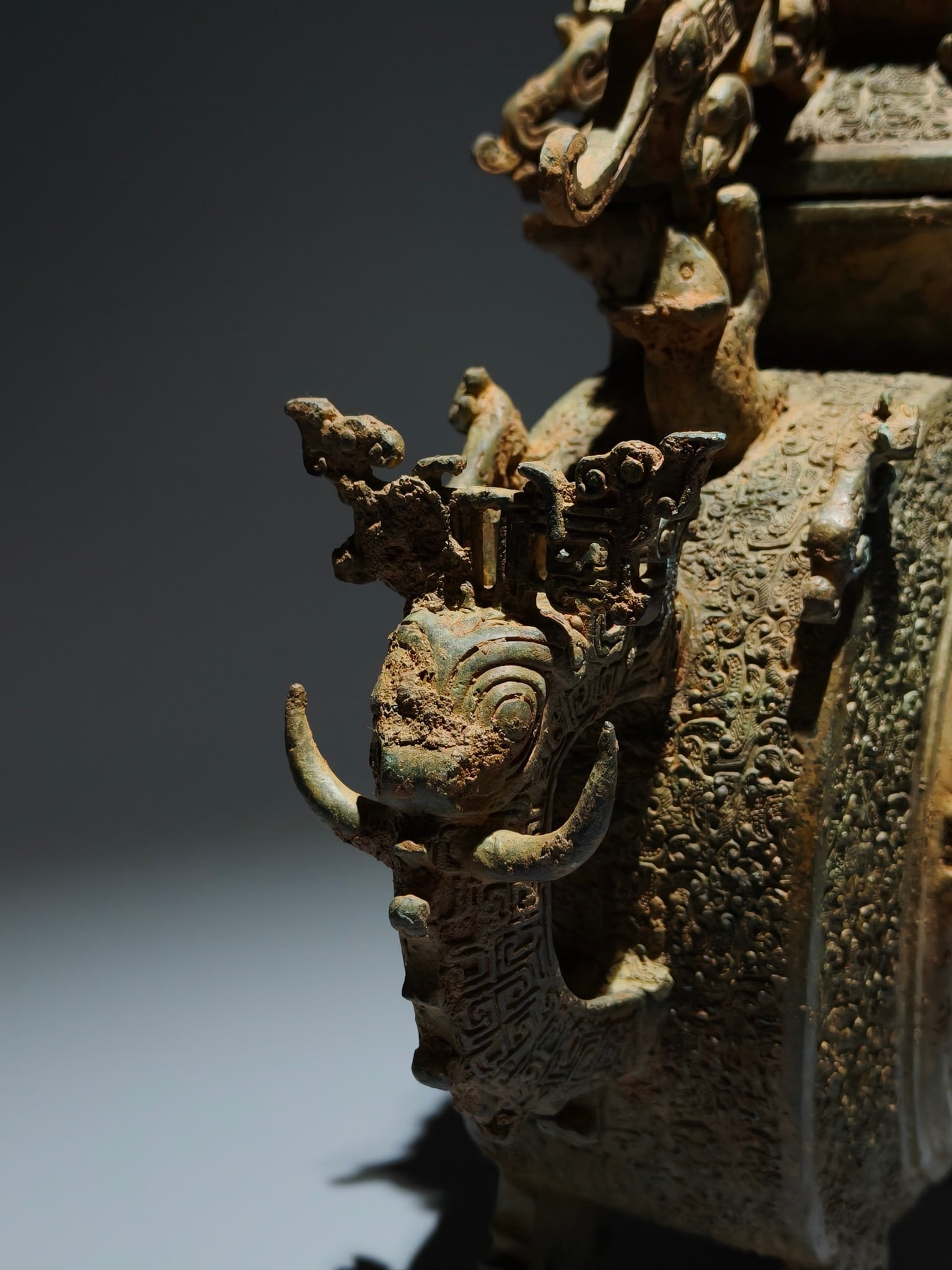 A Exquisite Bronze Dragon Pattern Phoenix Button Jar - 6