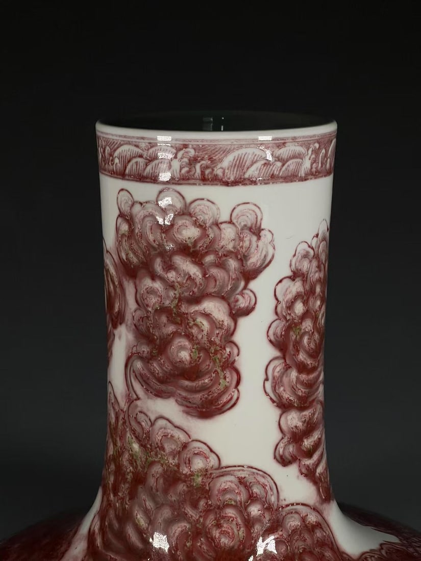 A Exquisite Underglaze-Red Dragon Pattern Vase - 7