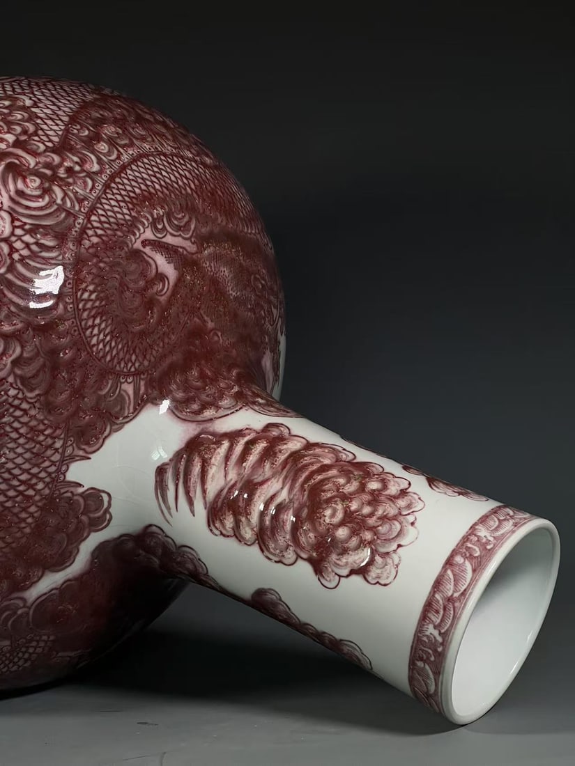 A Exquisite Underglaze-Red Dragon Pattern Vase - 8